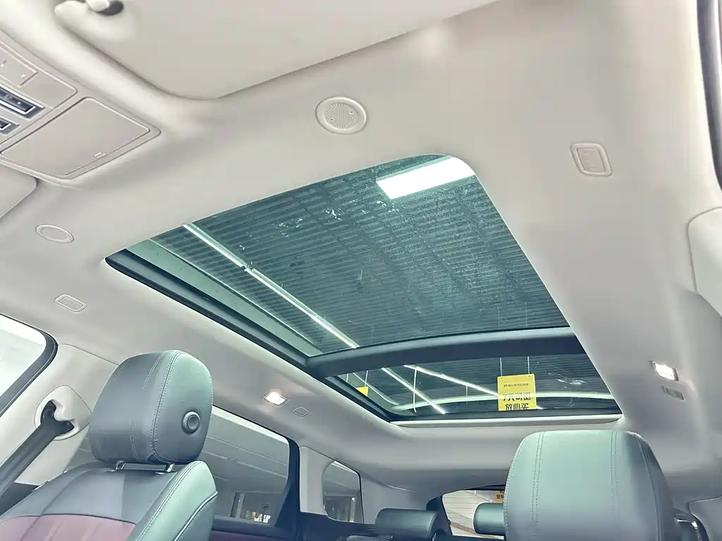 Land Rover Evoque 2022 — фото 14