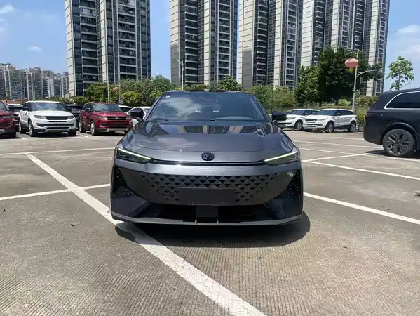 Changan UNI-V 2023
