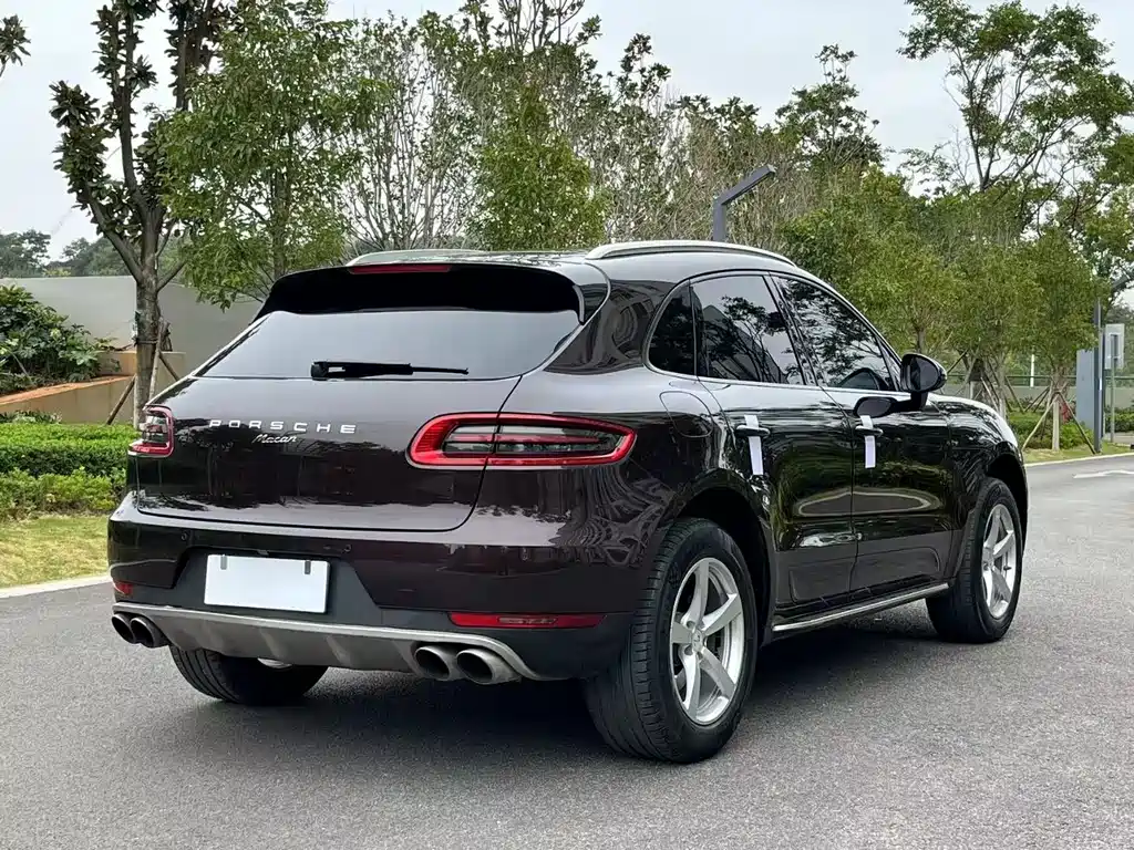 Porsche Macan 2017 — фото 9