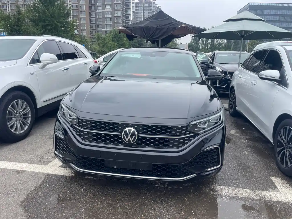 Volkswagen Passat 2022