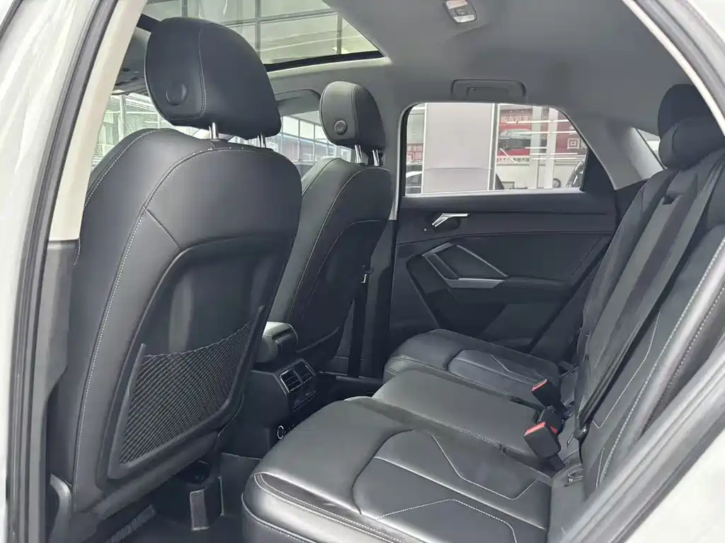 Audi Q3 Sportback 2022 — фото 6