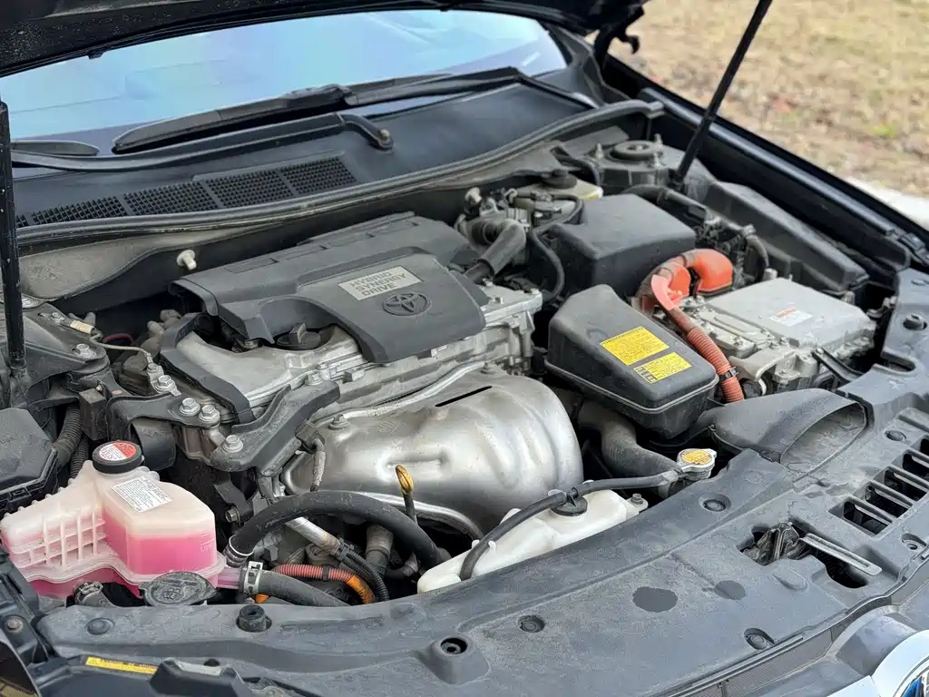 Toyota Camry 2015 — фото 17