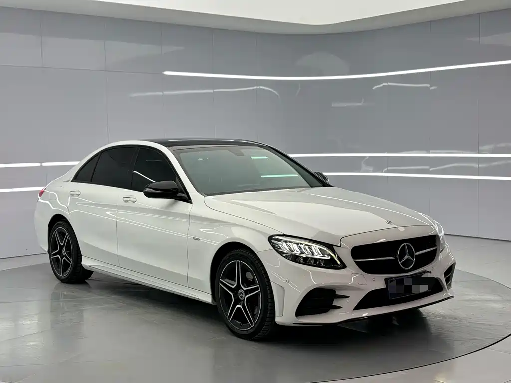 Mercedes-Benz C-Class 2022 — фото 3