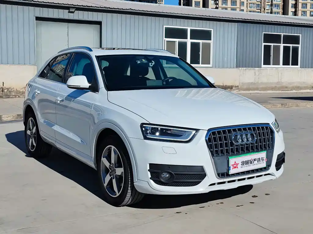 Audi Q3 2016 — фото 6