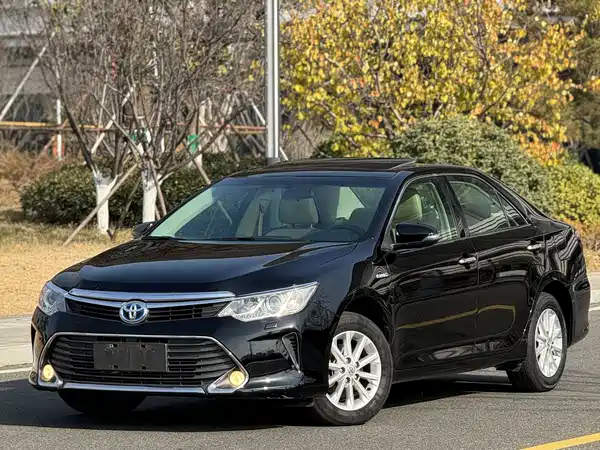 Toyota Camry 2015