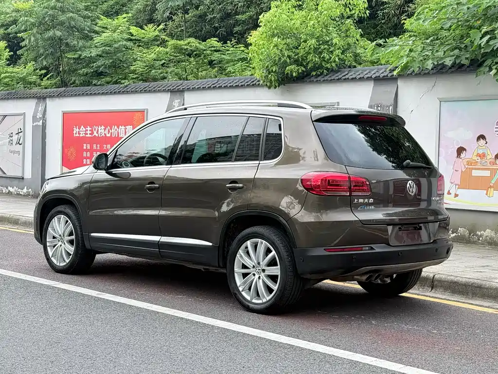 Volkswagen Tiguan 2014 — фото 9