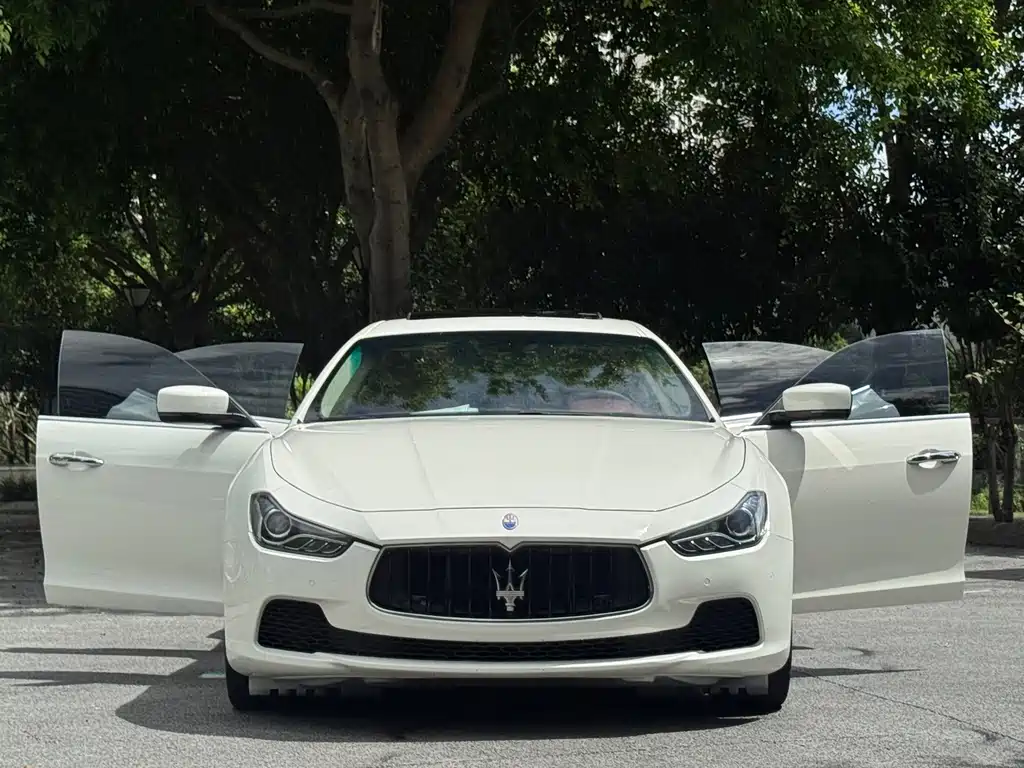Maserati Ghibli 2015 — фото 7