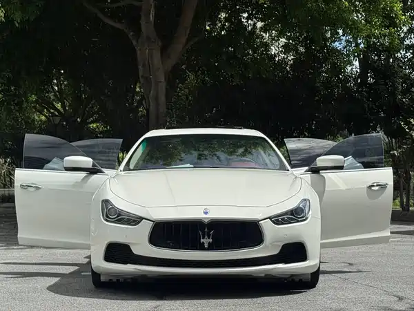 Maserati Ghibli 2015