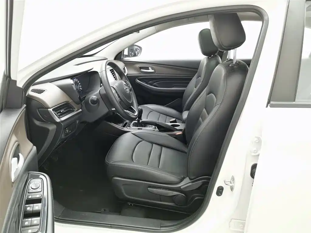 GAC Motor Trumpchi GA4 2018 — фото 10