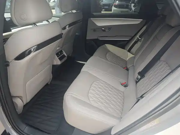 BYD Han 2025