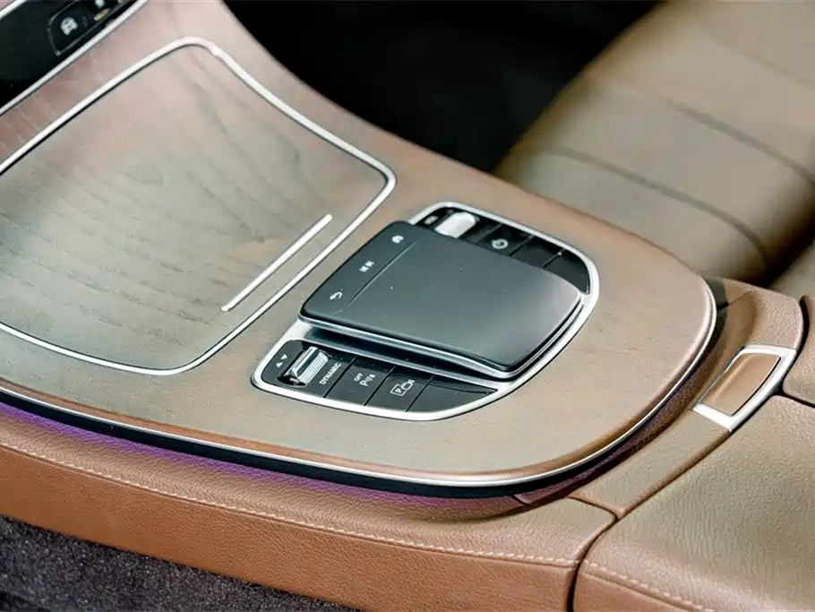 Mercedes-Benz E-Class New Energy 2022 — фото 16
