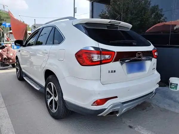 BYD S7 2016