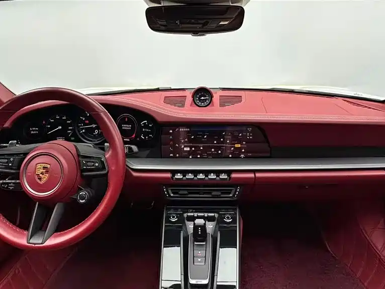 Porsche 911 2022 — фото 14
