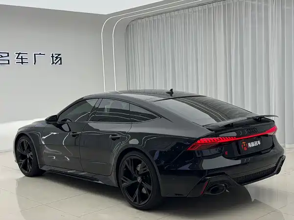 Audi RS 7 2021