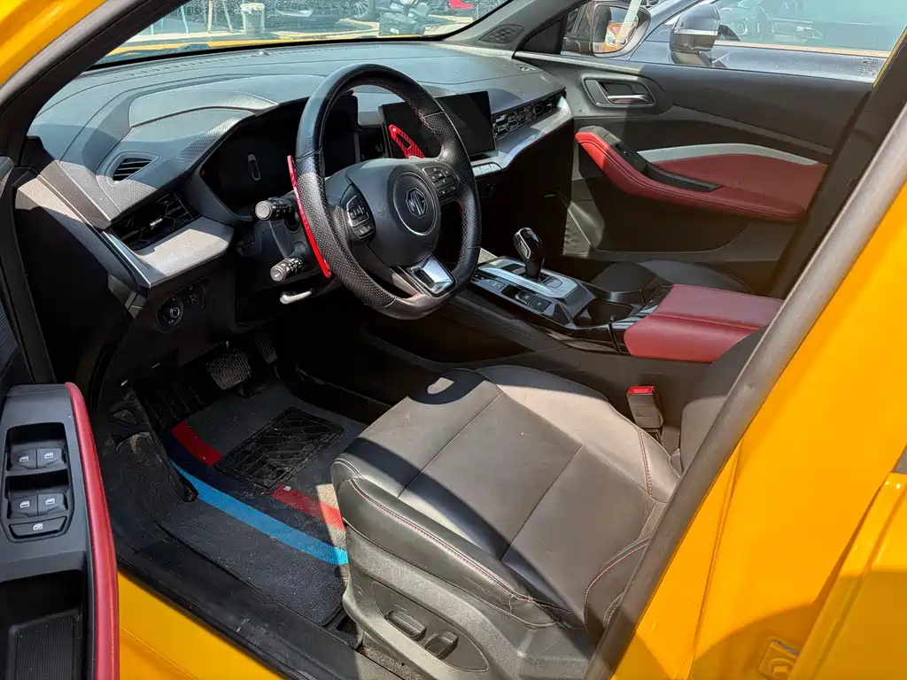 MG MG5 2021
