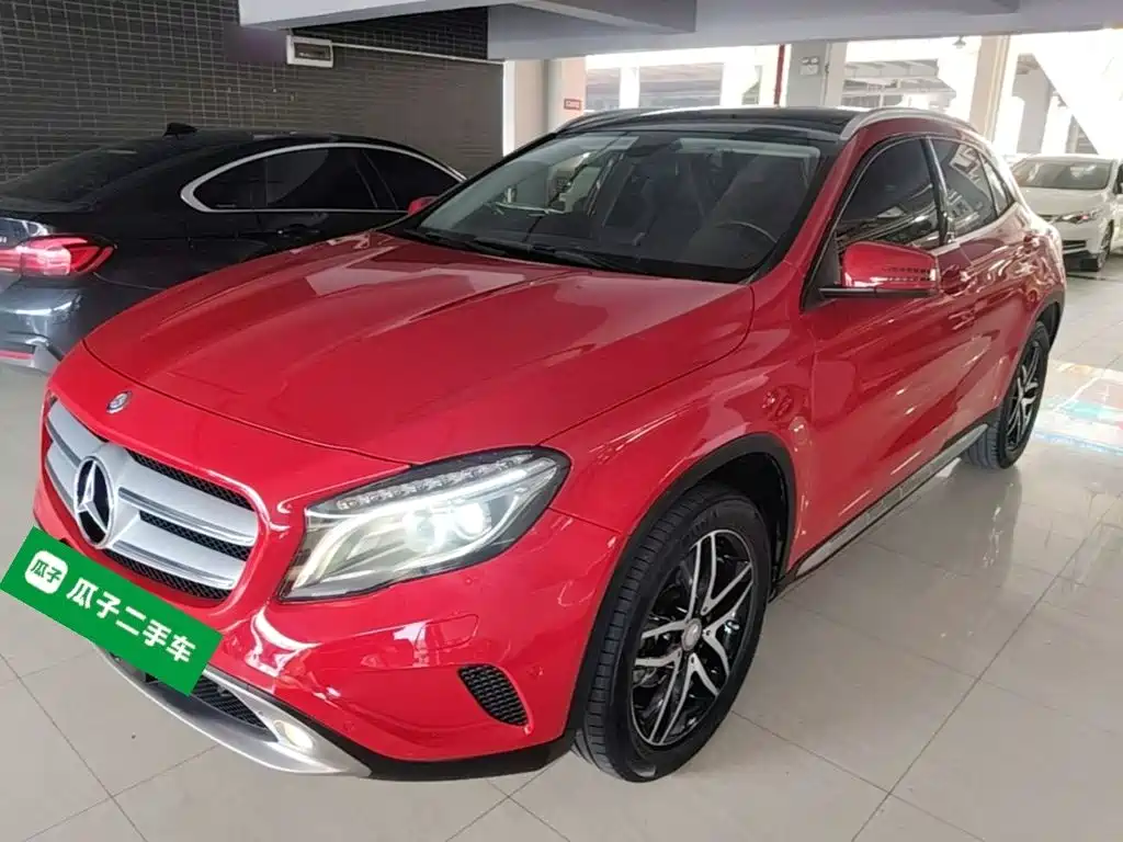 Mercedes-Benz GLA 2015