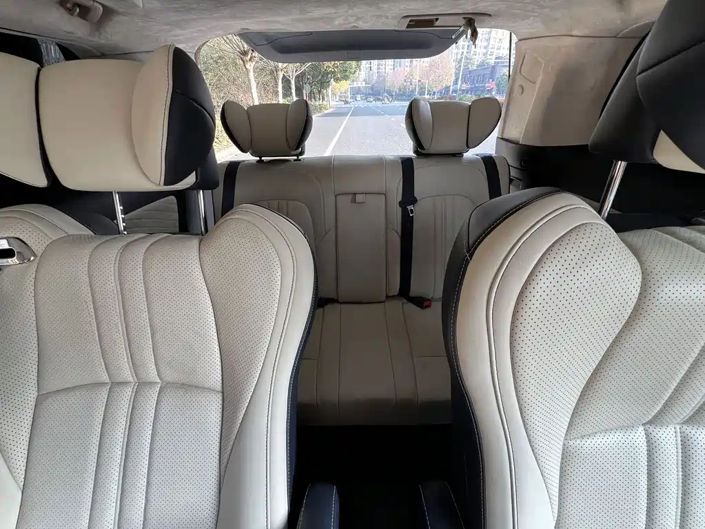 Toyota Alphard 2012 — фото 13