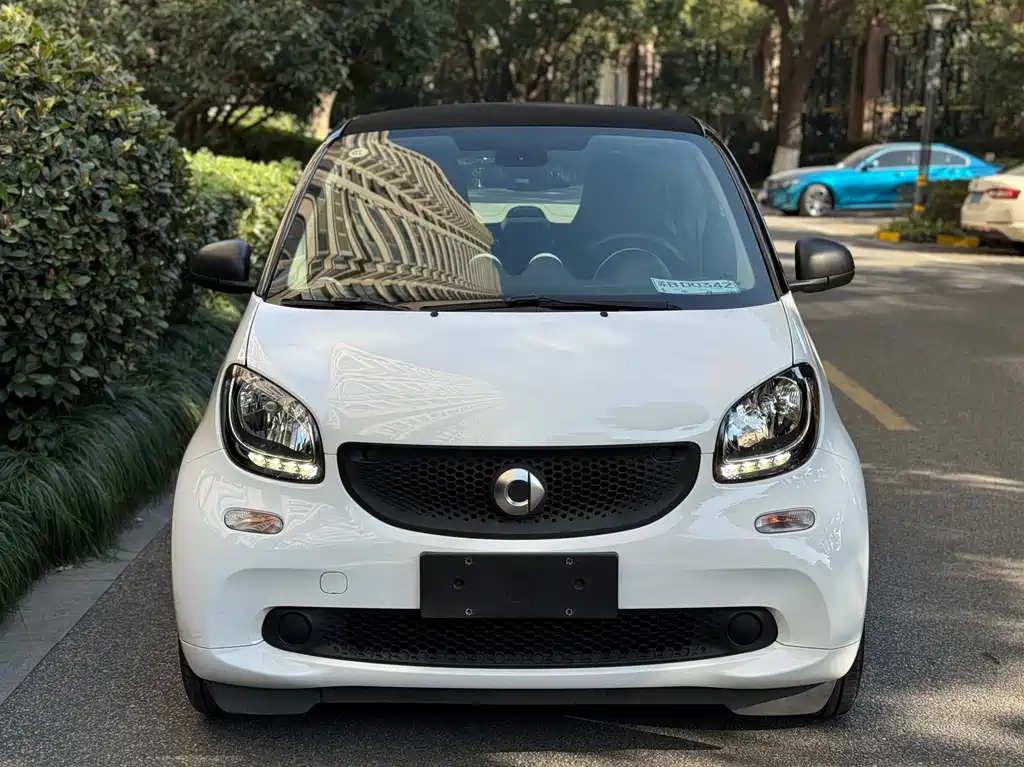 smart Fortwo 2019 — фото 2