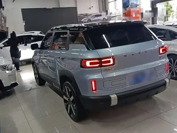 Geely ICON 2023
