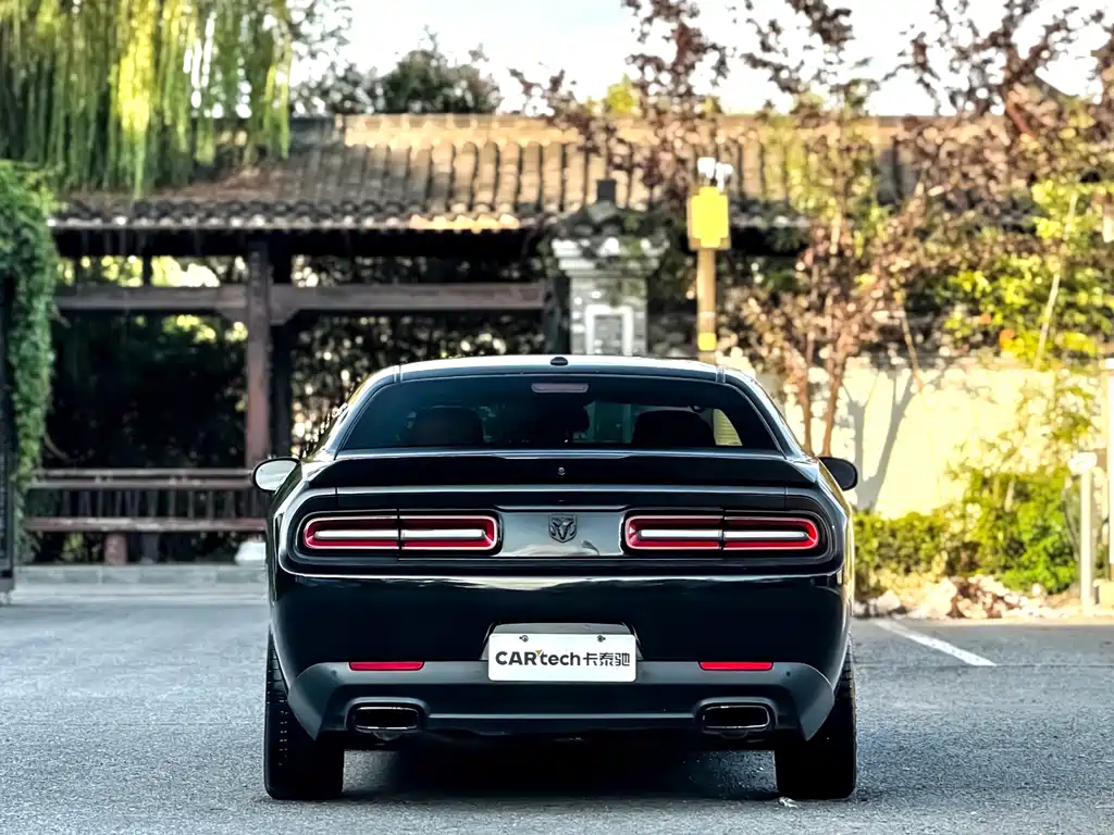 Dodge  2017 — фото 6