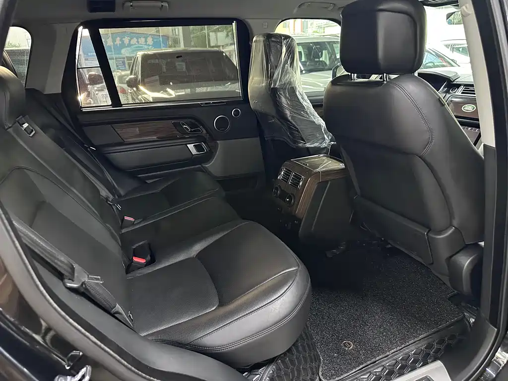 Land Rover Range Rover 2018 — фото 8