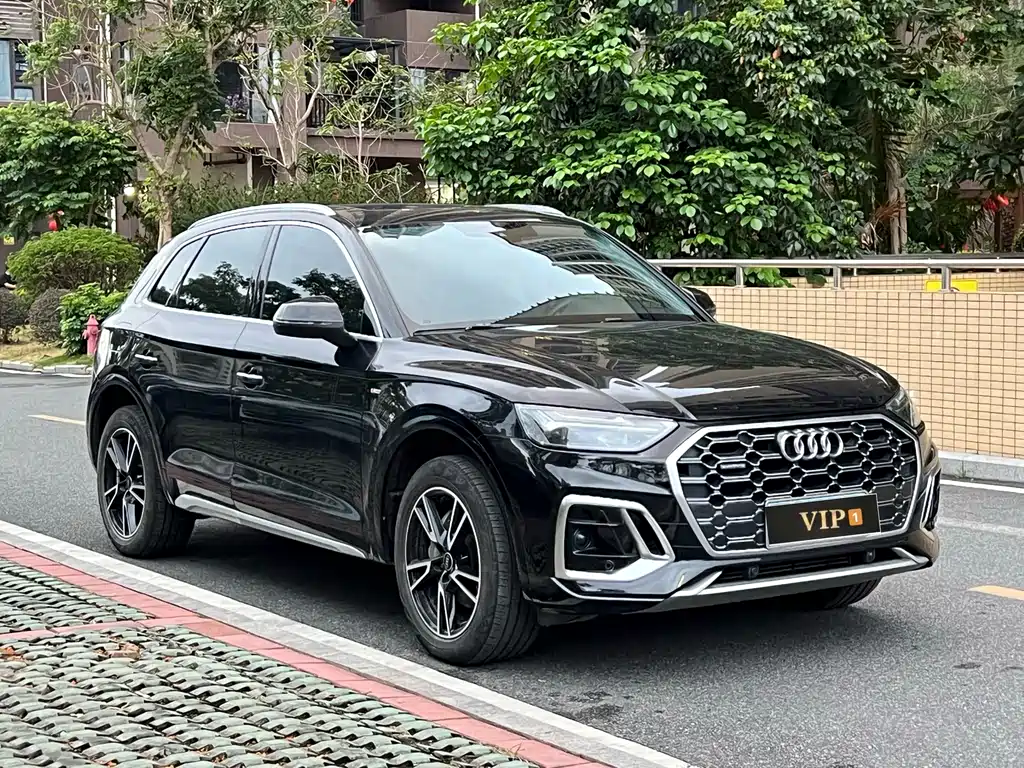 Audi Q5L 2023 — фото 3