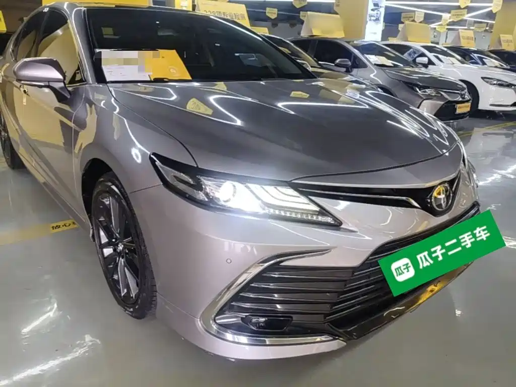 Toyota Camry 2021 — фото 4