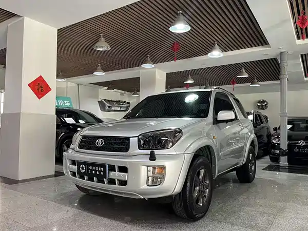 Toyota RAV4 2004