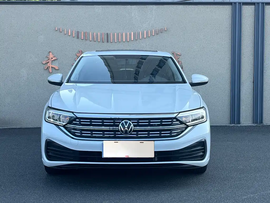 Volkswagen Sagitar 2024