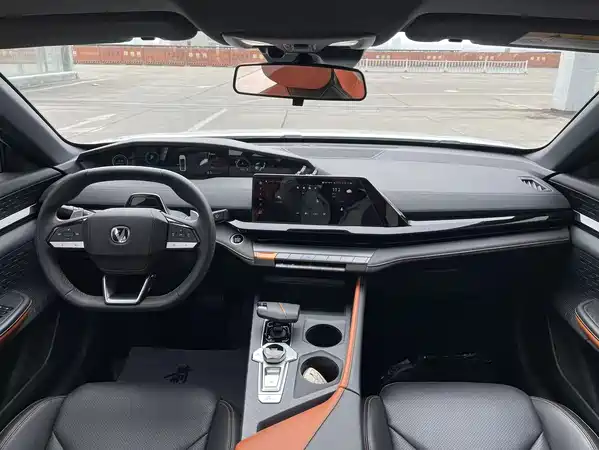 Changan UNI-V 2022