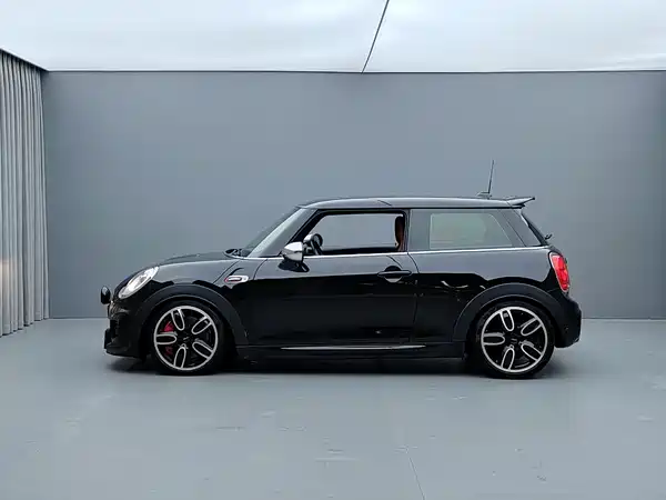 MINI JCW 2018