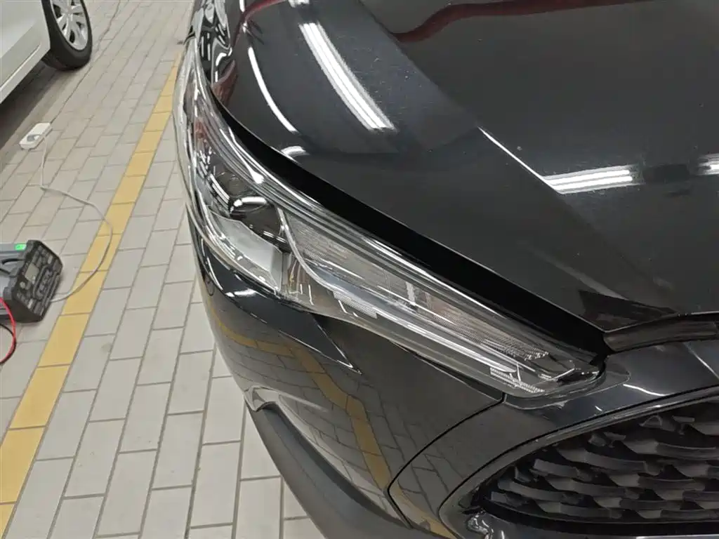 Toyota Corolla Cross 2023 — фото 13