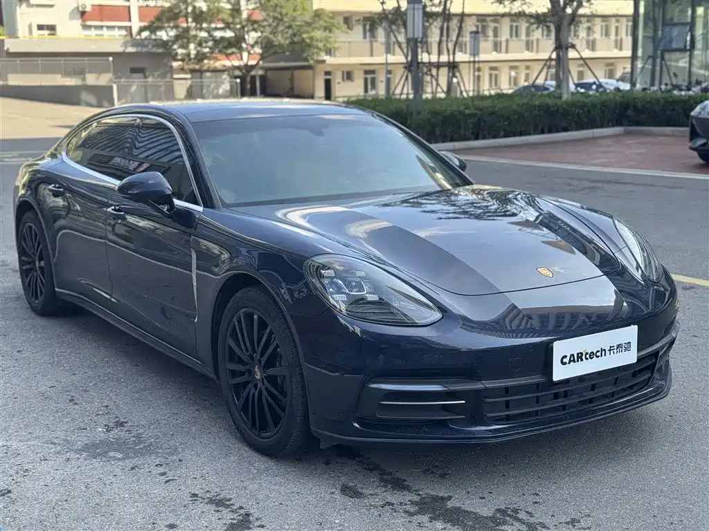 Porsche Panamera 2019 — фото 3