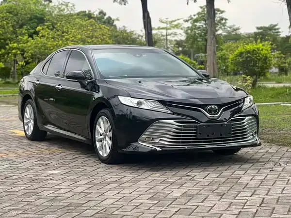 Toyota Camry 2019