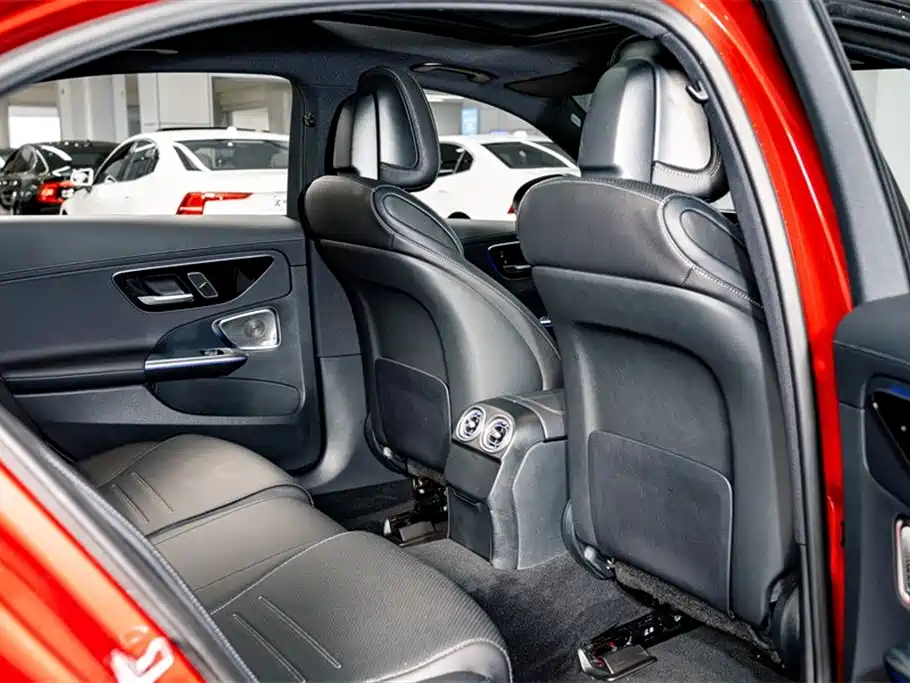 Mercedes-Benz C-Class 2022 — фото 20