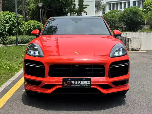 Porsche Cayenne 2021