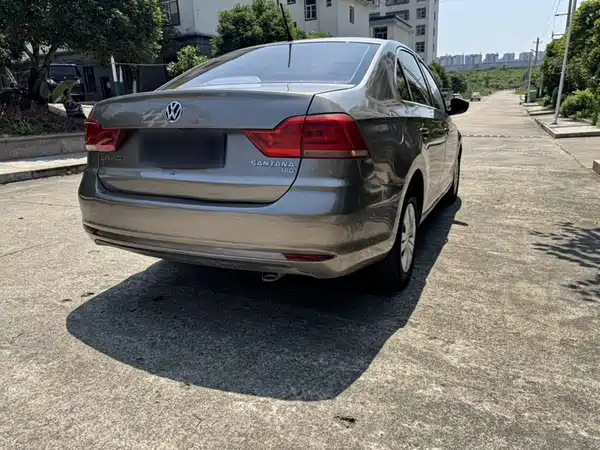 Volkswagen Santana 2016