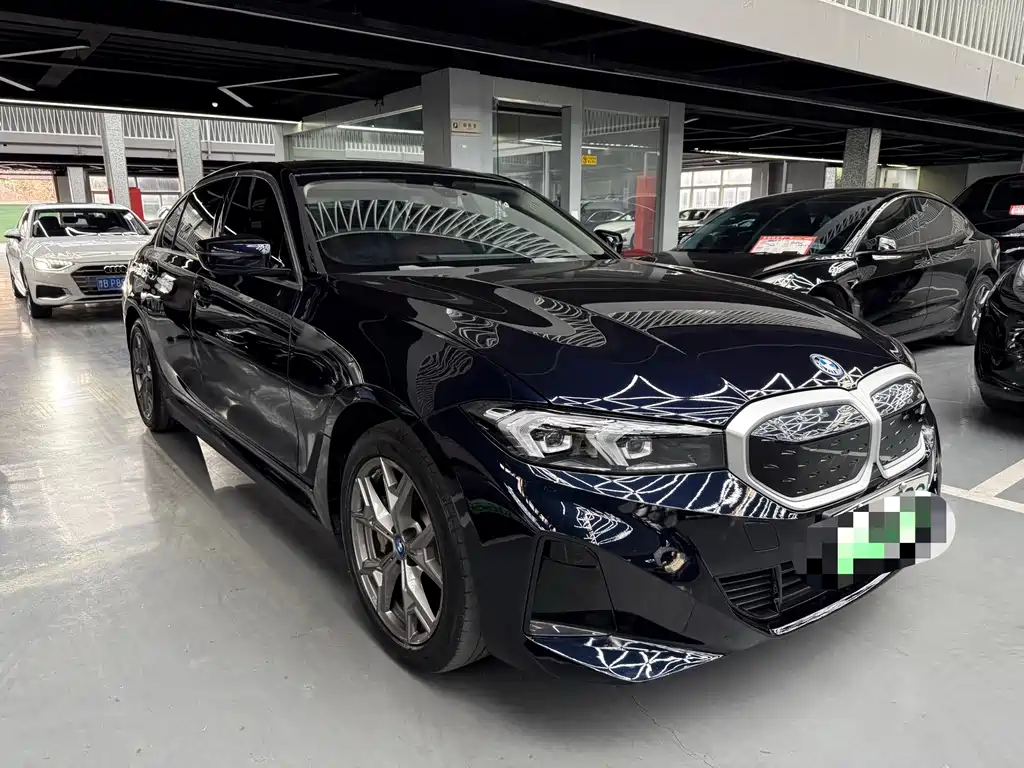 BMW i3 2023