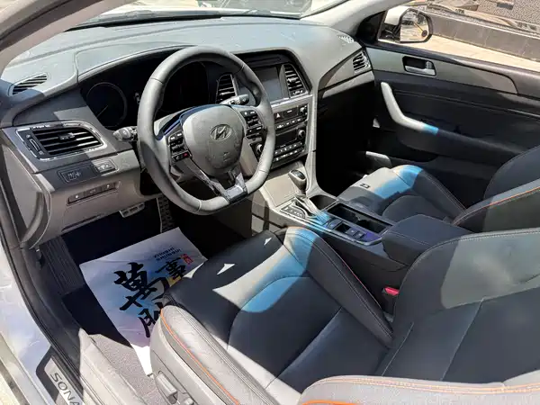 Hyundai Sonata 2015