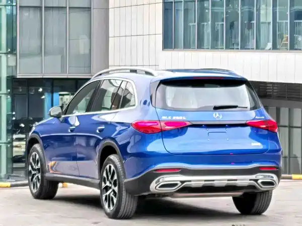 Mercedes-Benz GLC 2025