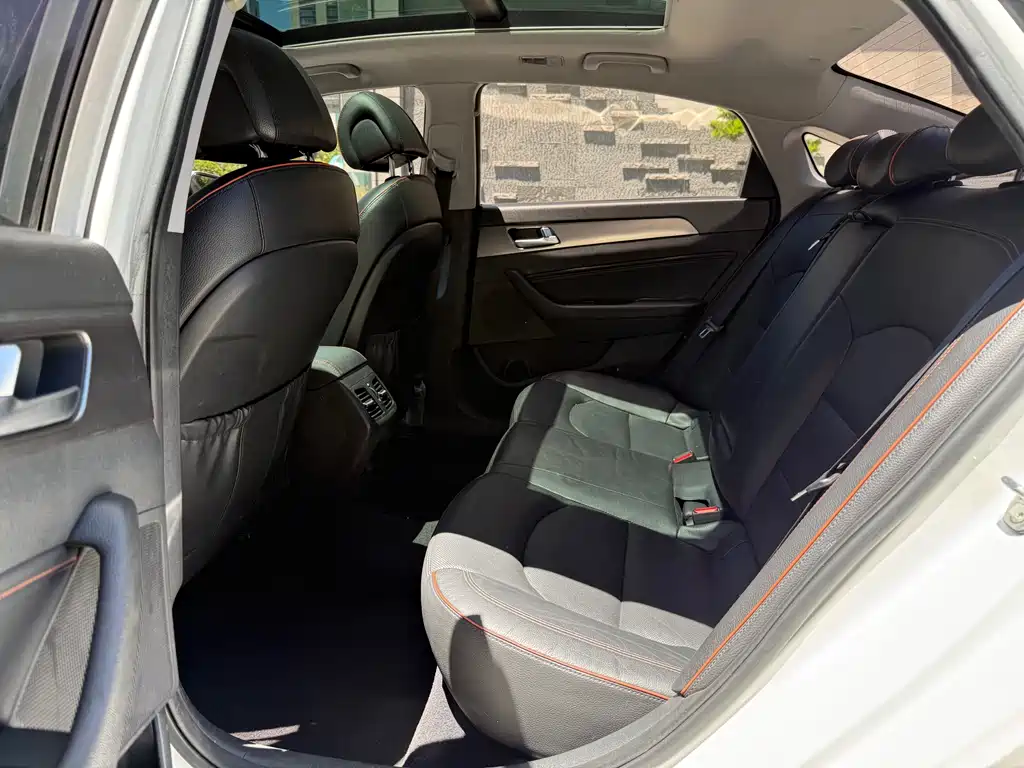 Hyundai Sonata 2015 — фото 8