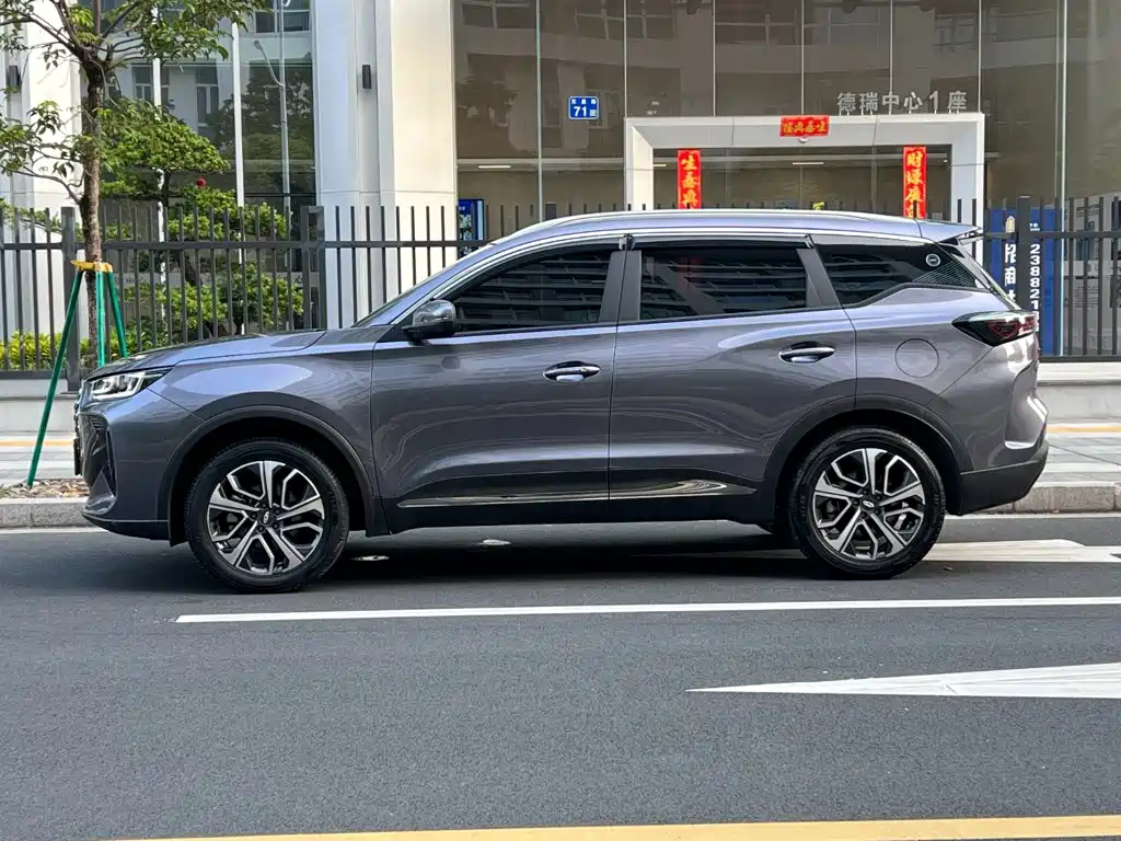Chery Tiggo 7 PLUS 2025 — фото 26