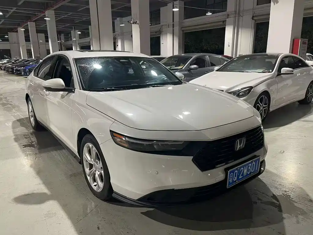 Honda Accord 2023 — фото 3
