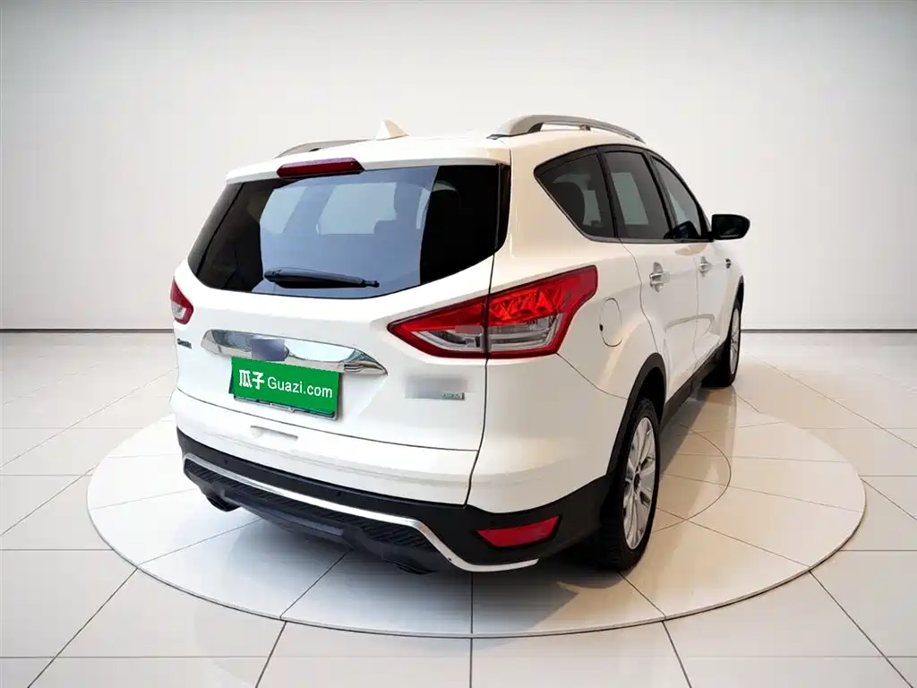 Ford Kuga 2016 — фото 4
