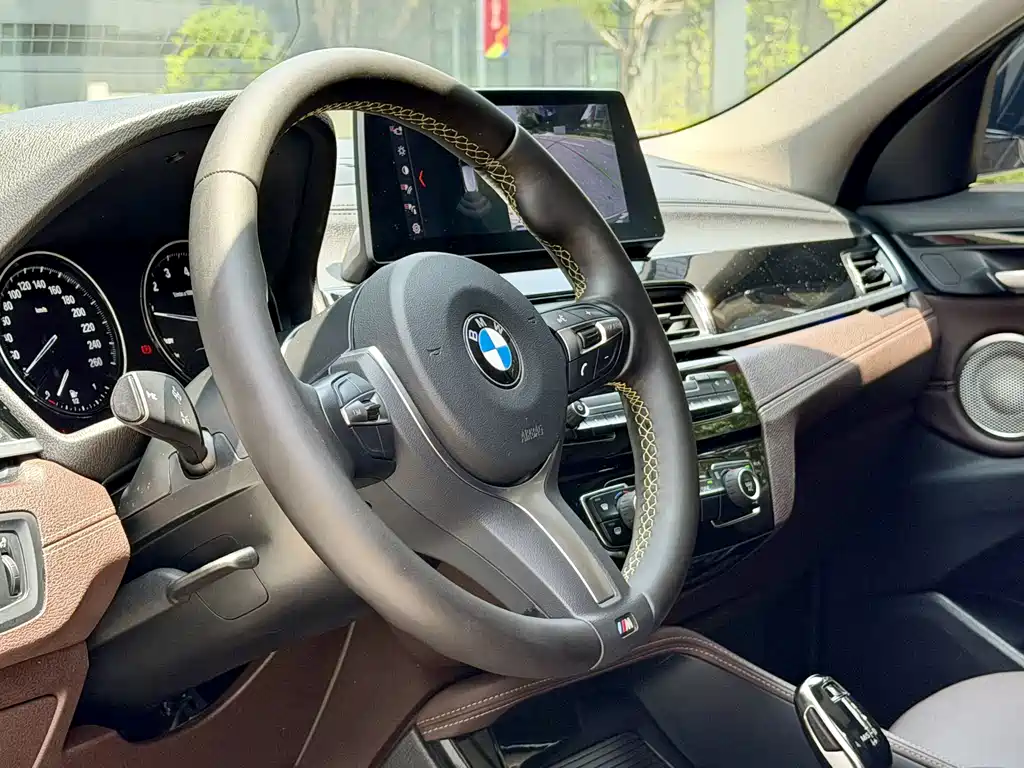 BMW X2 2023 — фото 10