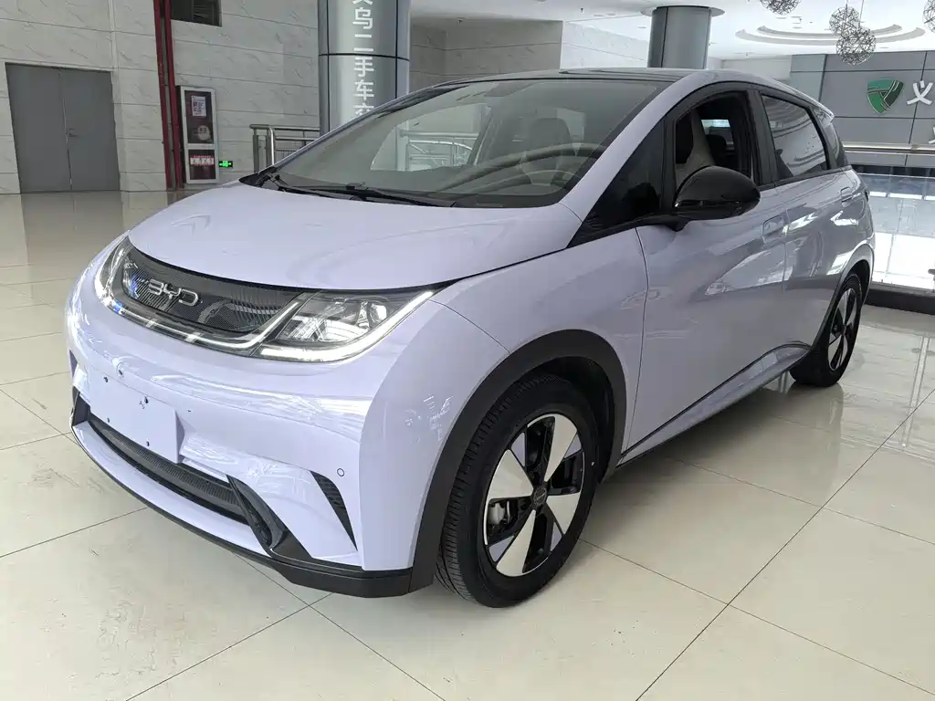 BYD Dolphin 2023