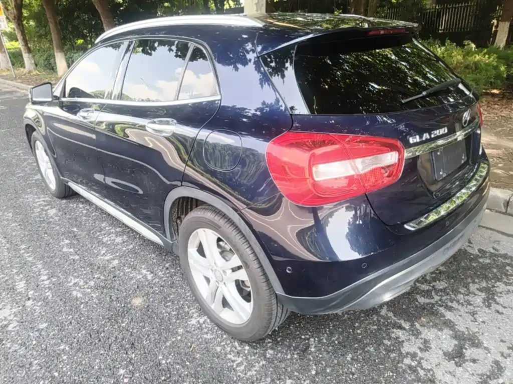 Mercedes-Benz GLA 2016