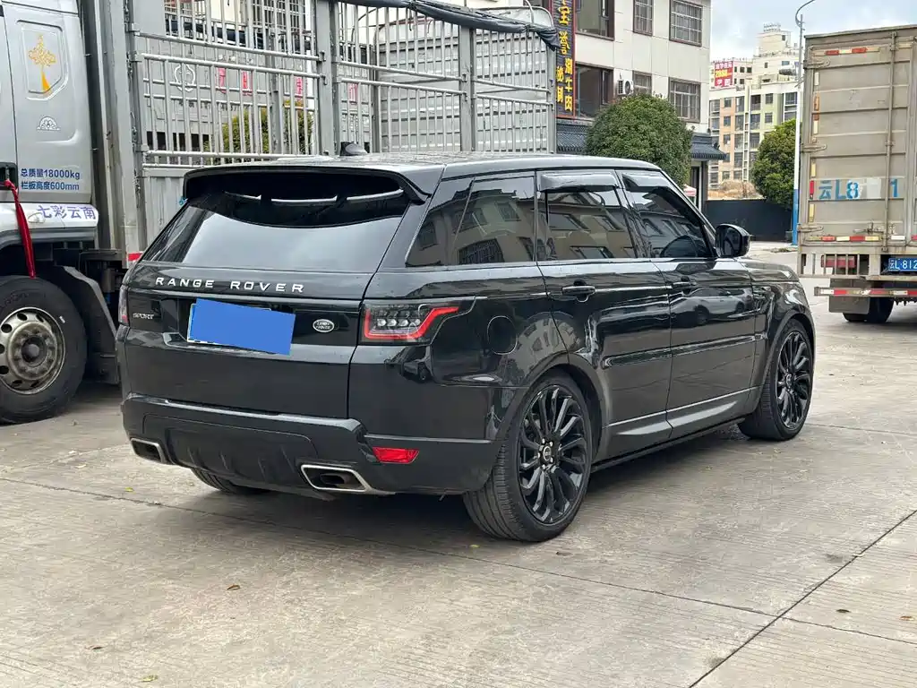 Land Rover Sport 2020 — фото 3