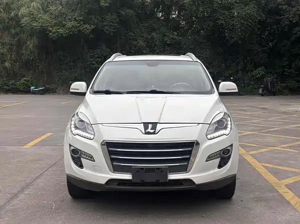 Luxgen Da7 SUV 2015