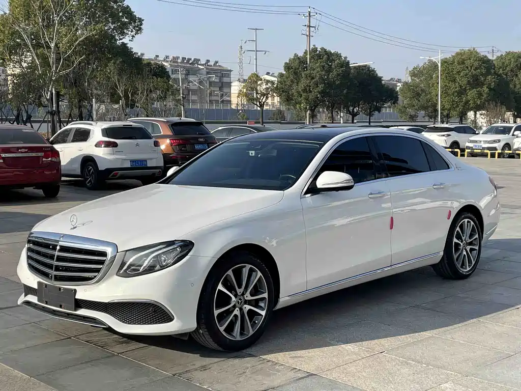 Mercedes-Benz E-Class 2017 — фото 1
